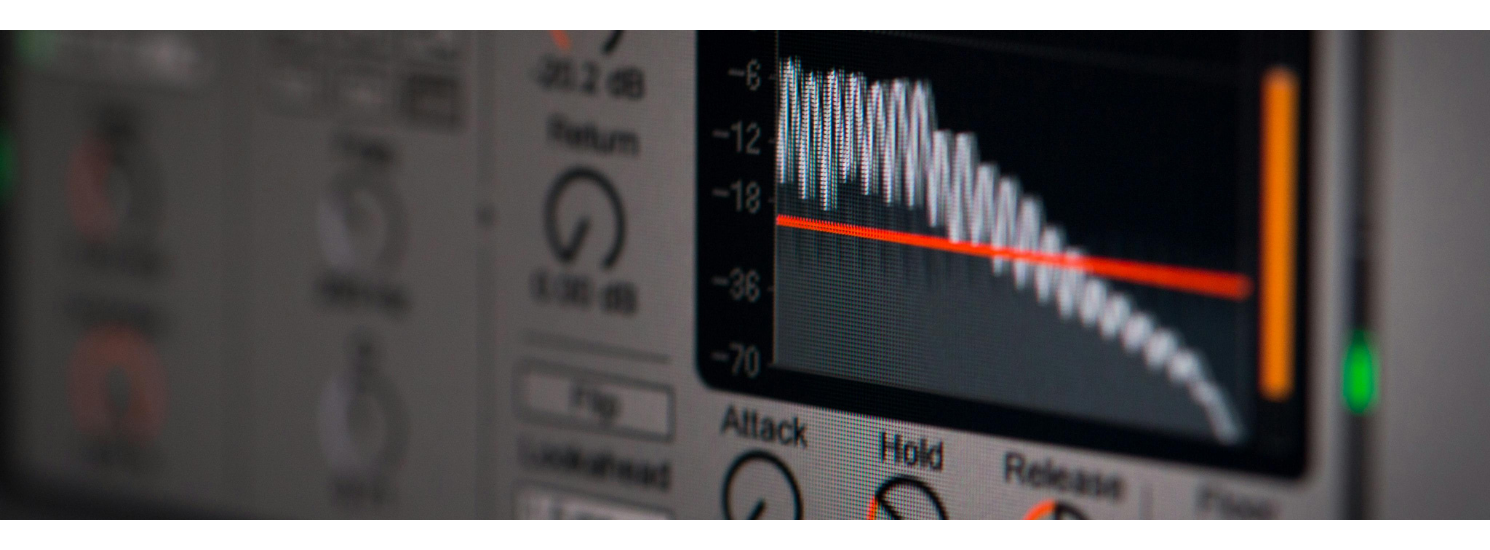 An oscillator control showing the wave decreasing