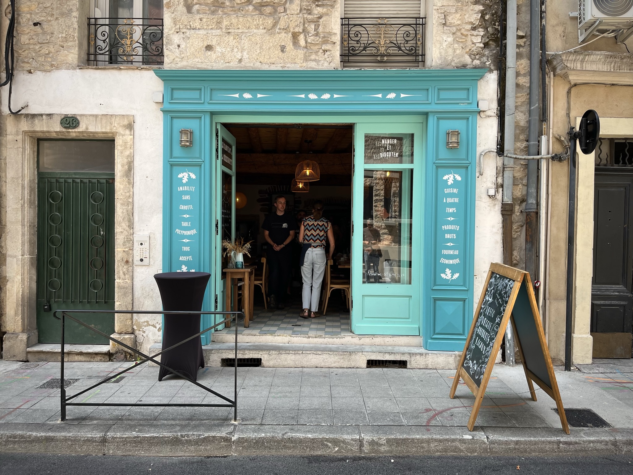 A restaurant in Nîmes.